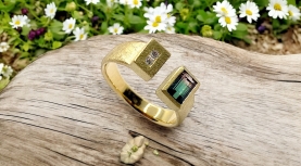 ANILLO TURMALINA BICOLOR 2 BRILLANTES ORO
