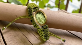 BRAZALETE OLIVINA BRUTO OVAL PLATA ORO MACRAMÉ VERDE
