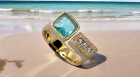 SQUARED PERUVIAN BLUE OPAL RING WITH 3 DIAMONDS IN A ROW IN GOLD