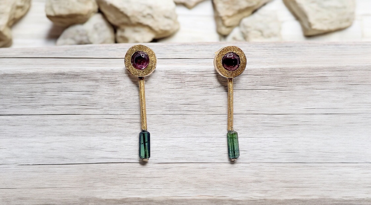 tourmaline earrings with pink cabochon and green prism in gold