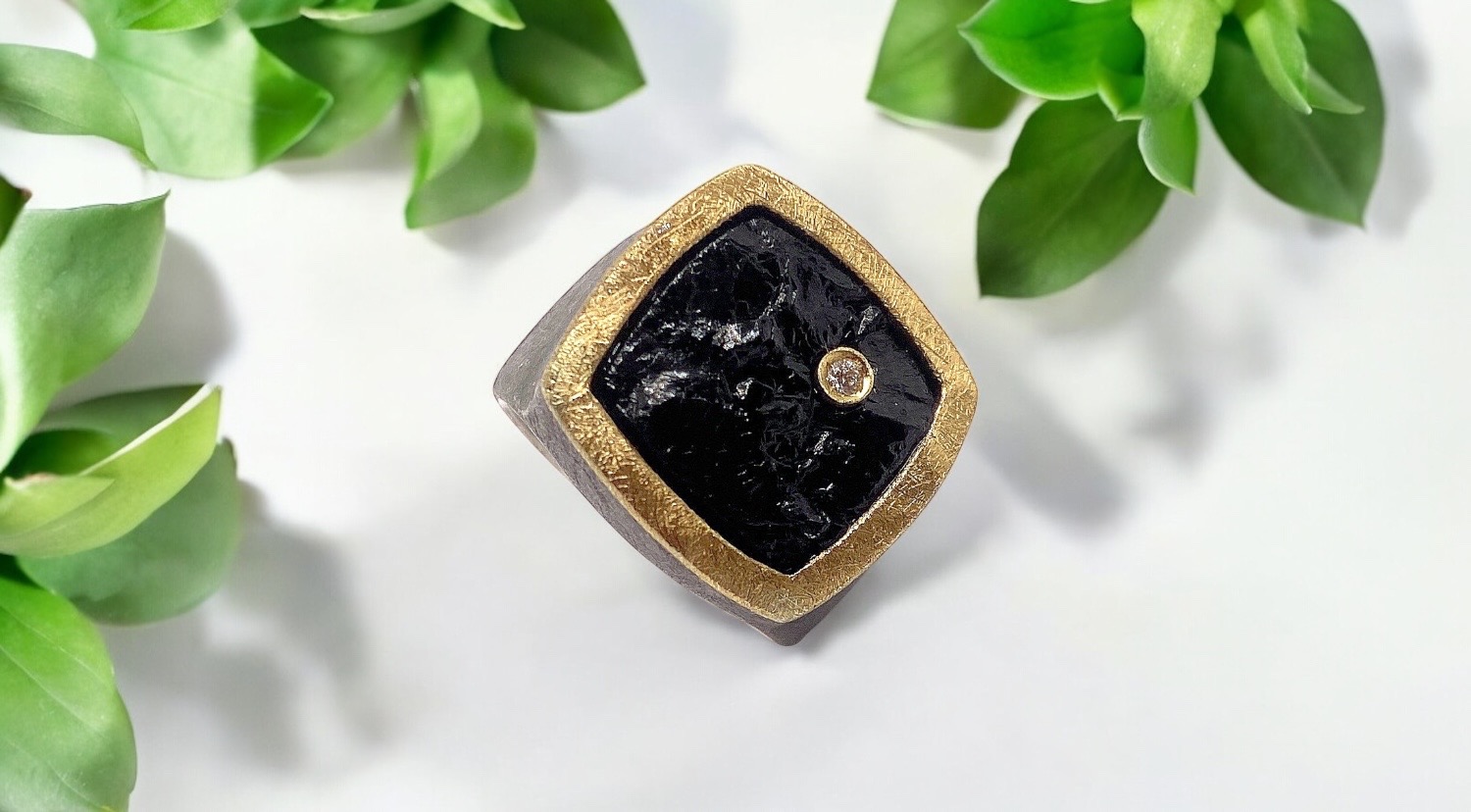 anillo turmalina negra bruto cuadrado brillante plata oro