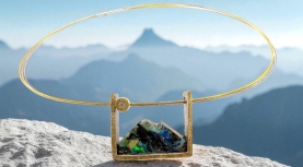 AUSTRALIAN BOULDER OPAL MOUNTAIN PENDANT WITH DIAMOND IN SILVER AND GOLD